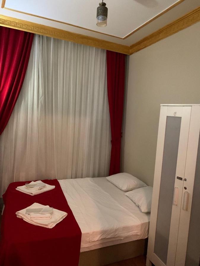 Балат Гостевой Дом Bed & Breakfast อิสตันบูล ภายนอก รูปภาพ