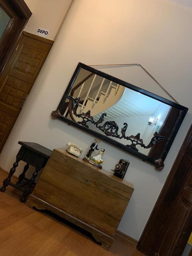 Балат Гостевой Дом Bed & Breakfast อิสตันบูล ภายนอก รูปภาพ